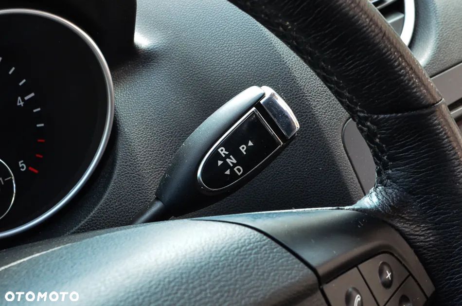 Mercedes-Benz ML 280 CDI 4Matic 7G-TRONIC - 36