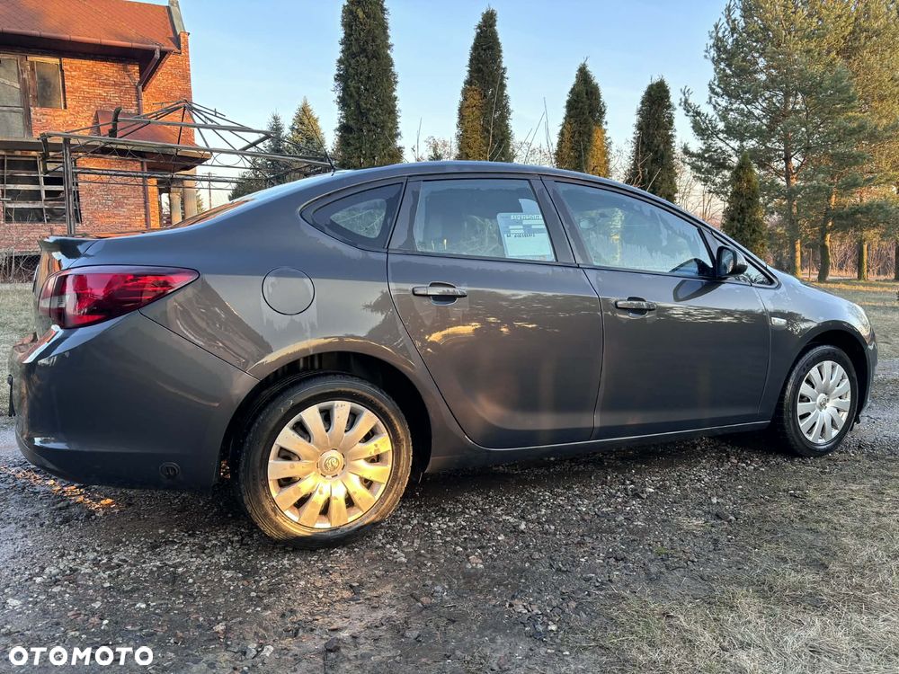Opel Astra 1.6 Active - 3