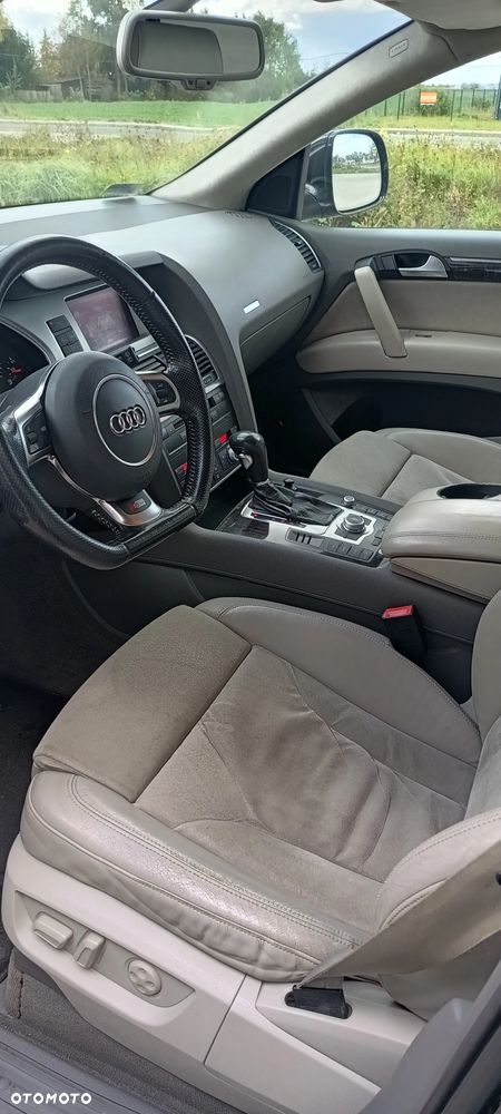 Audi Q7 - 8
