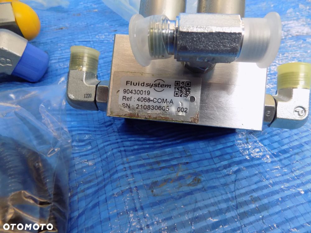 zestaw serwisowy zawory zawór 90433349 new holland 9070 9080 - 8