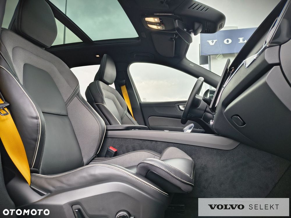 Volvo XC 60 - 30