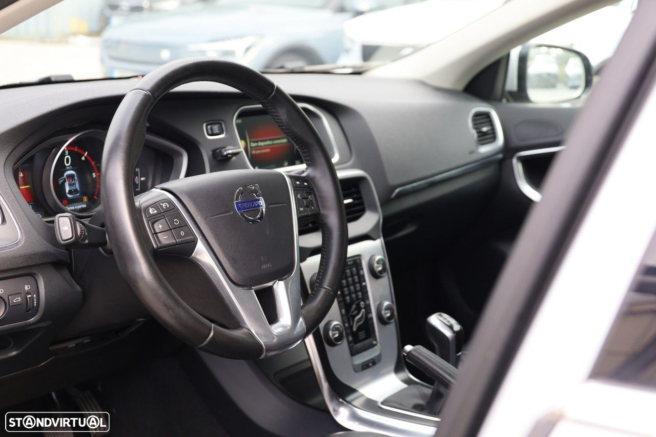 Volvo V40 2.0 D2 VOR - 10