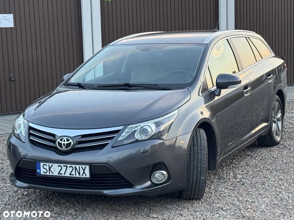 Toyota Avensis - 30