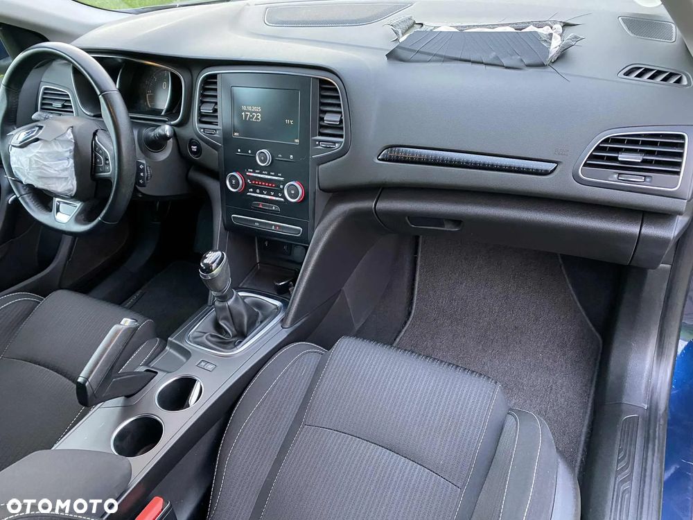 Renault Megane 1.5 dCi Limited - 12