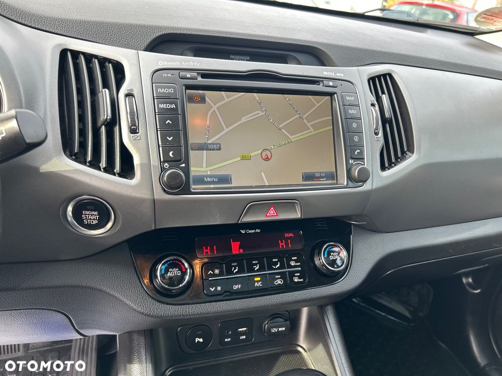 Kia Sportage 2.0 CRDI 184 4WD Automatik Spirit - 32