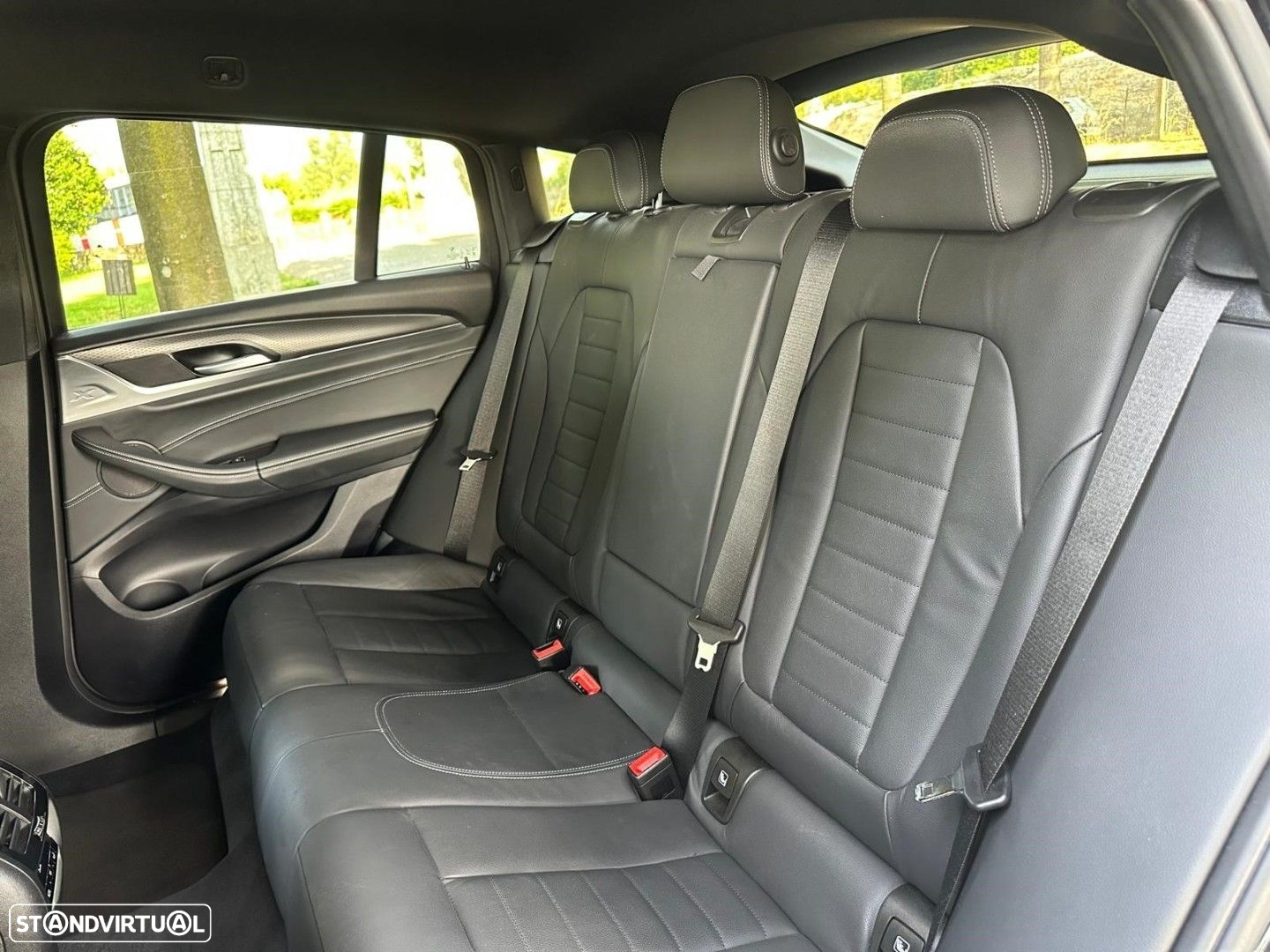 BMW X4 20 d xDrive Pack M Auto - 38