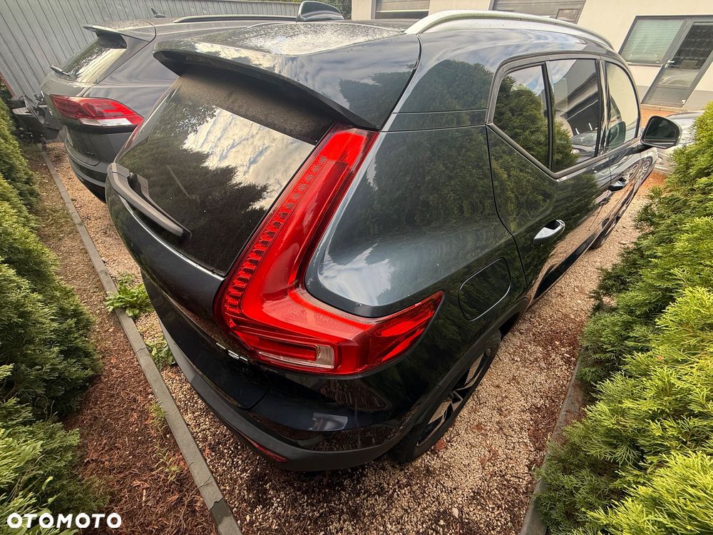 Volvo XC 40 T5 AWD Momentum - 6