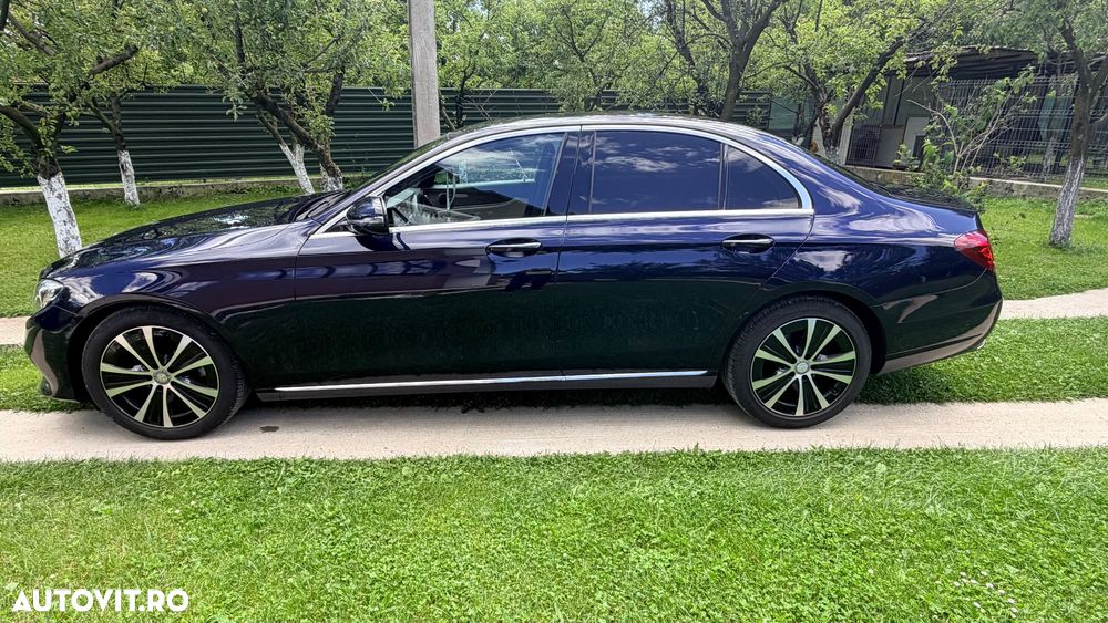 Mercedes-Benz E 220 d Aut. - 4