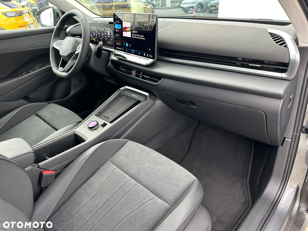 Volkswagen T-Roc 1.5 eTSI Style DSG - 20
