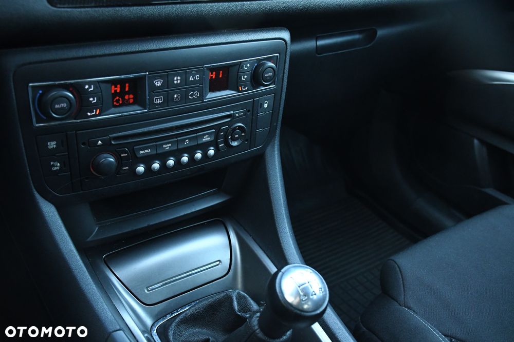 Citroën C5 1.6 HDi Attraction - 19