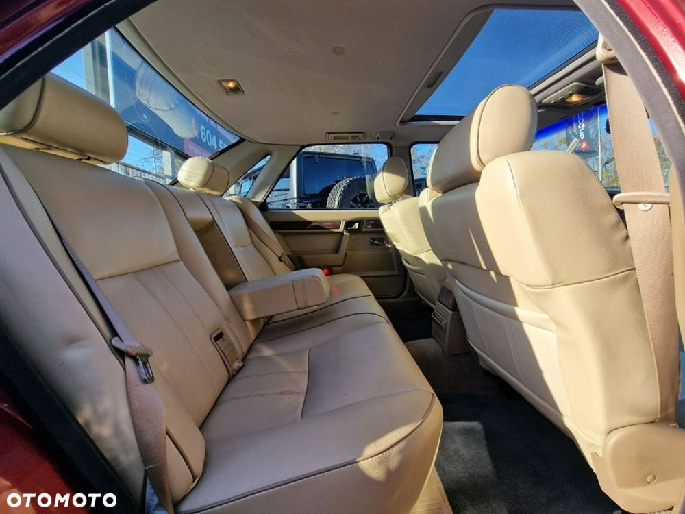 Rover 827 - 28