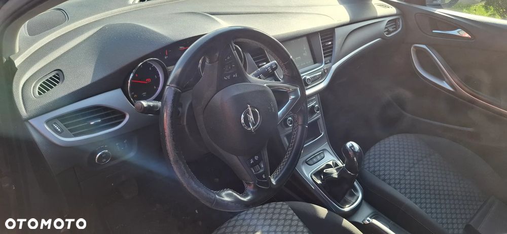 Opel Astra - 14