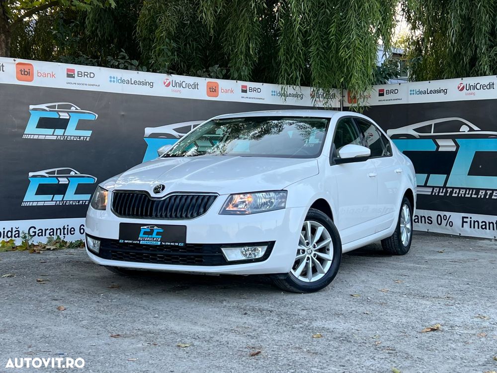Skoda Octavia 2.0 TDI (Green tec) DSG Style - 1