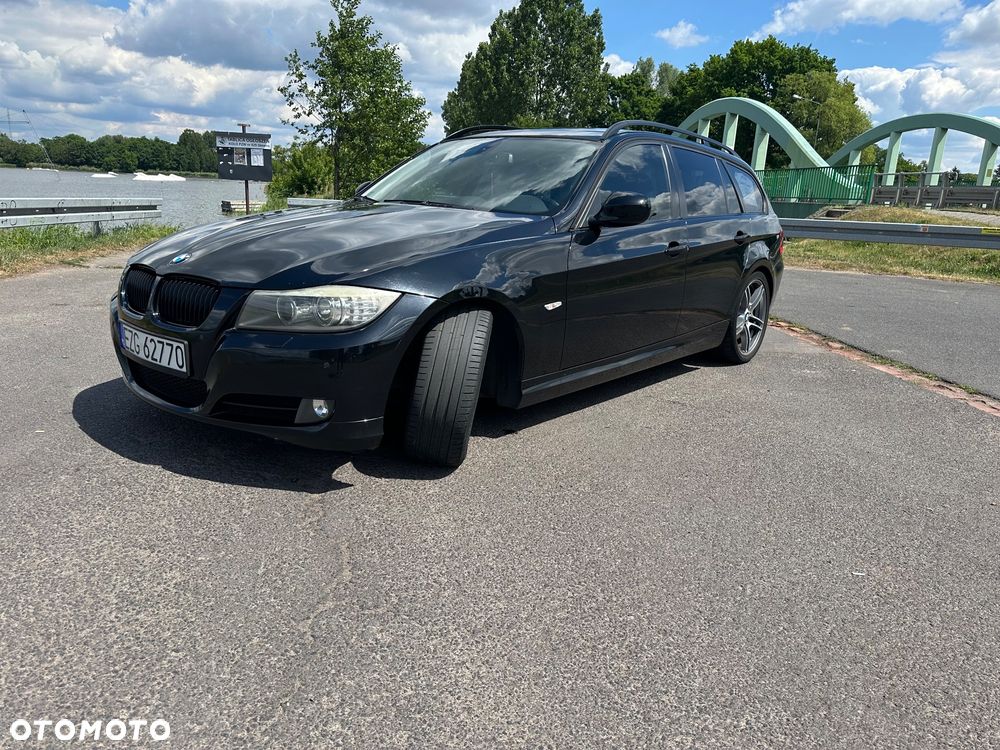 BMW Seria 3 320i - 7