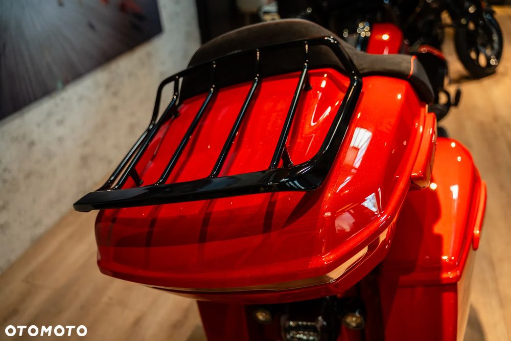 Harley-Davidson CVO Street Glide - 9