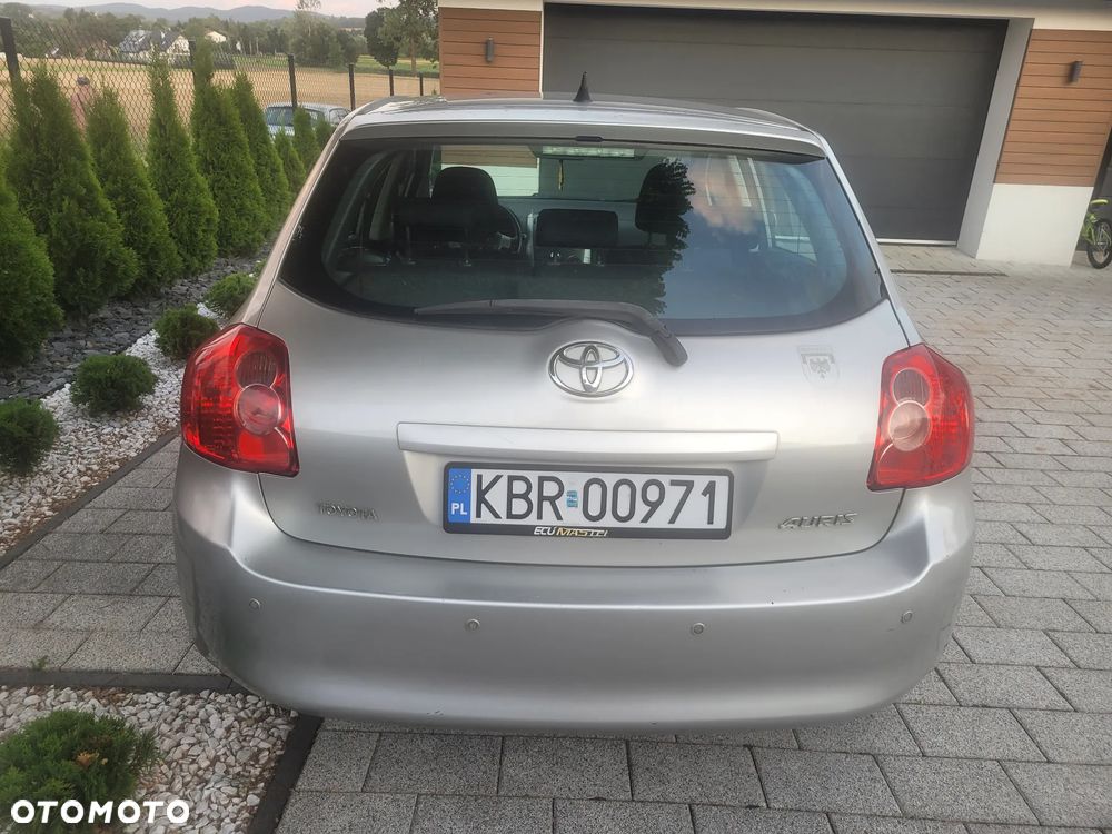 Toyota Auris - 4