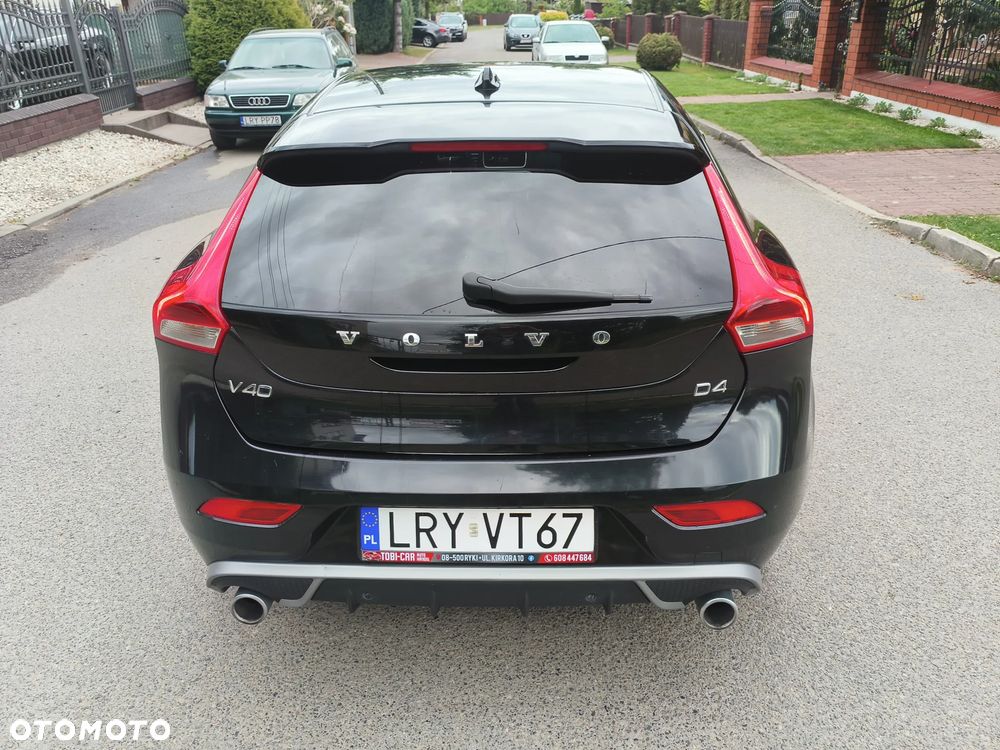 Volvo V40 D4 Drive-E R-Design Summum - 29