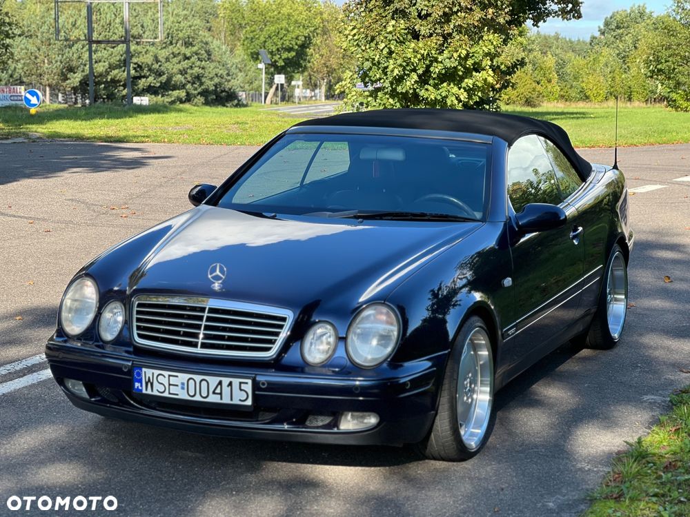 Mercedes-Benz CLK - 4