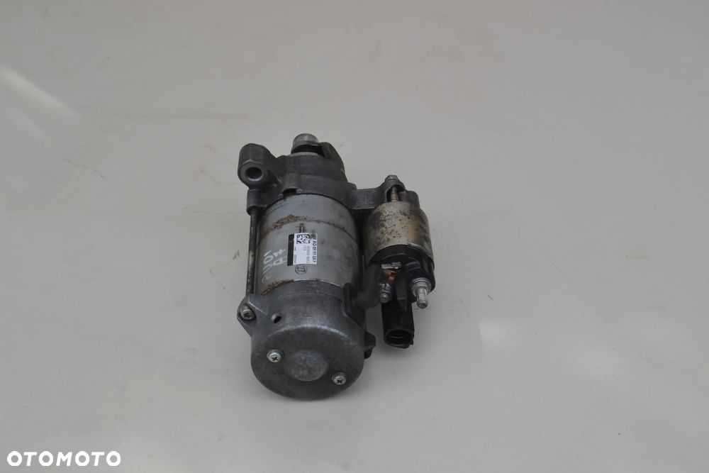 AUDI A4 B8 A5 A6 C7 A7 Q5 Q7 ROZRUSZNIK  3,0 TDI 059911024P 428000-8043 - 2