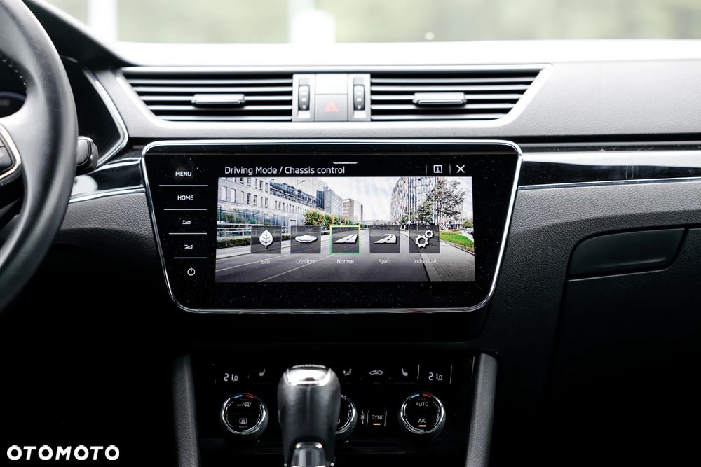 Skoda Superb 2.0 TDI SCR L&K DSG - 22