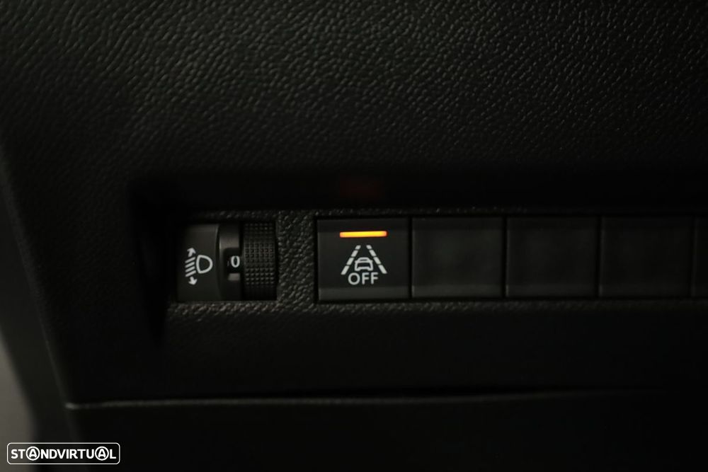 Peugeot 2008 1.2 PureTech Allure Pack EAT8 - 20