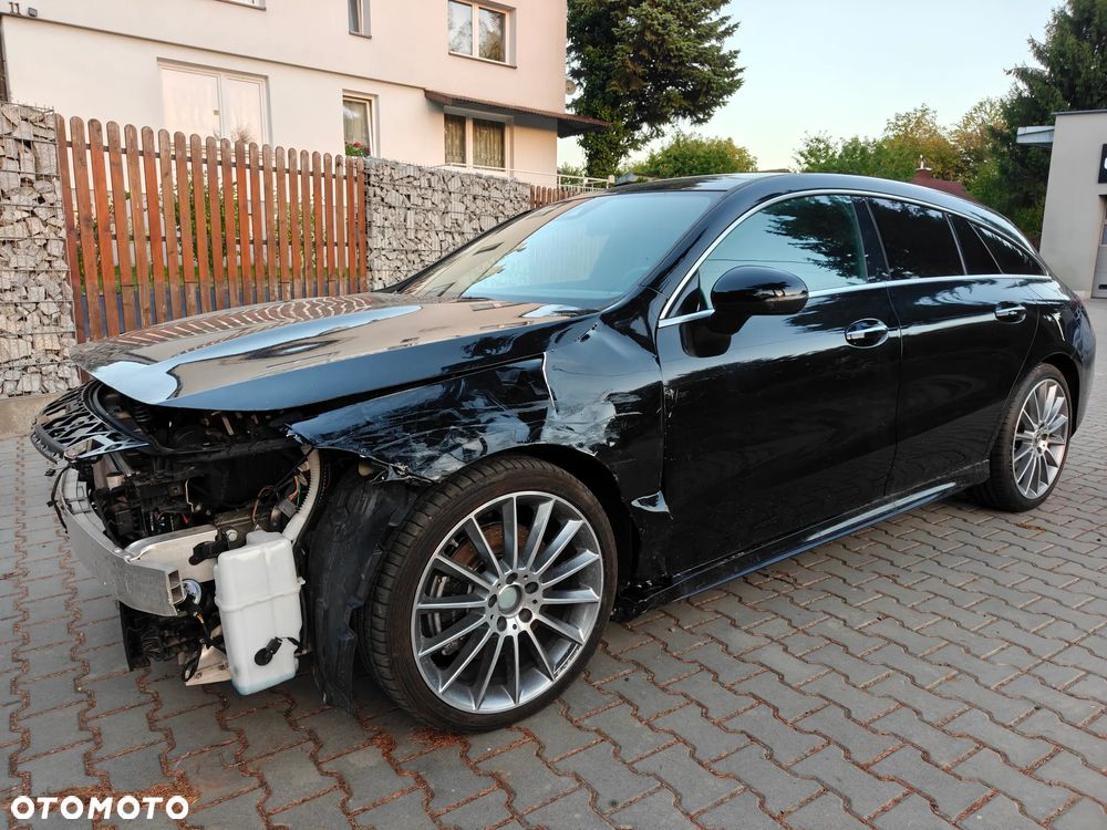Mercedes-Benz CLA 200 d 8G-DCT AMG Line - 10