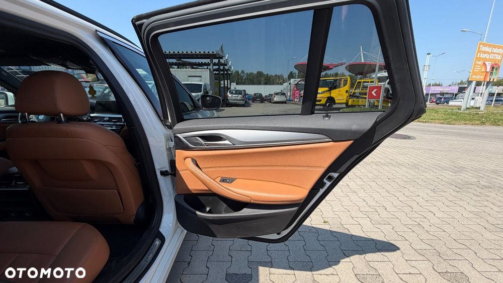 BMW Seria 5 520d Luxury Line - 19