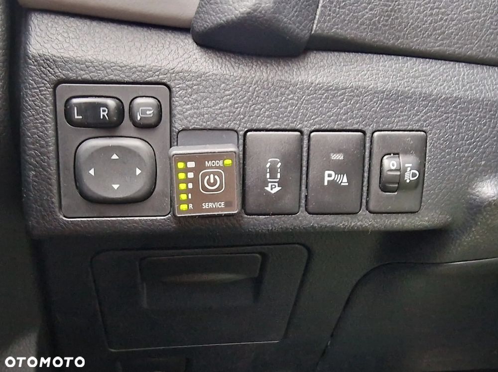 Toyota Auris - 19