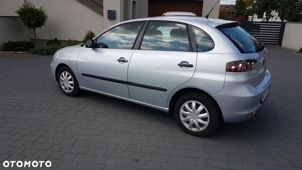 Seat Ibiza 1.4 16V Style - 28