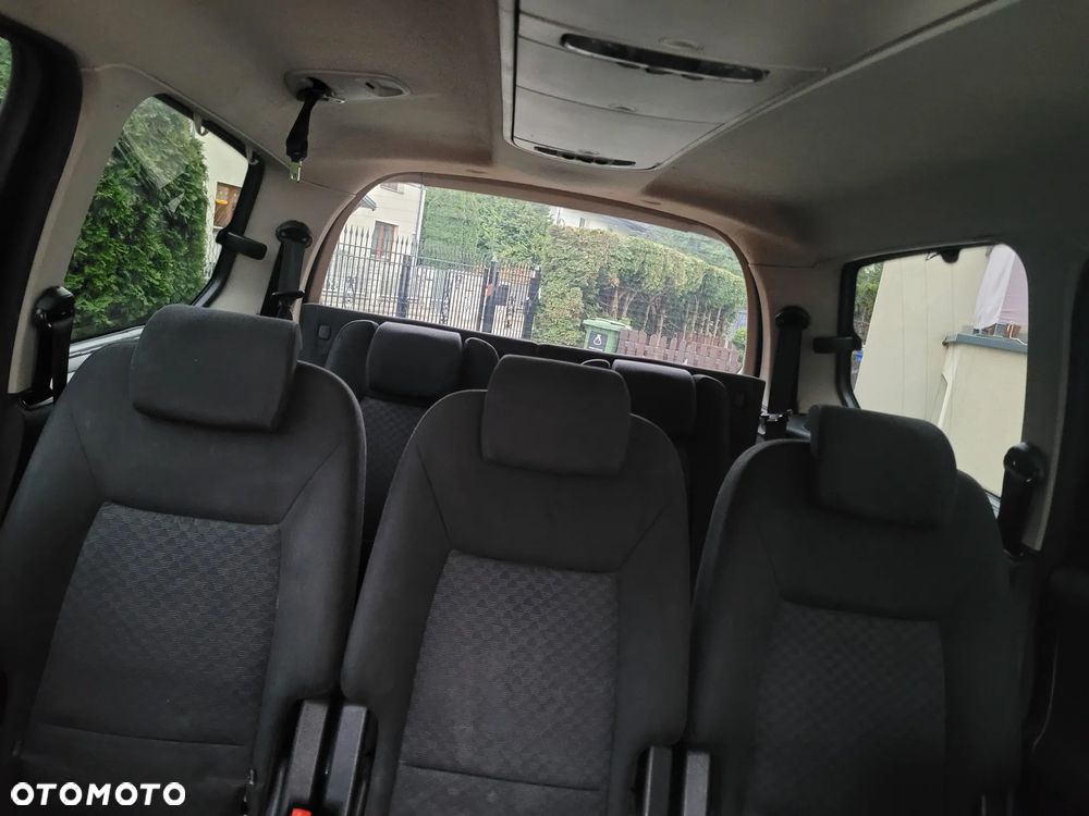 Ford Galaxy 2.0 TDCi Ghia - 9