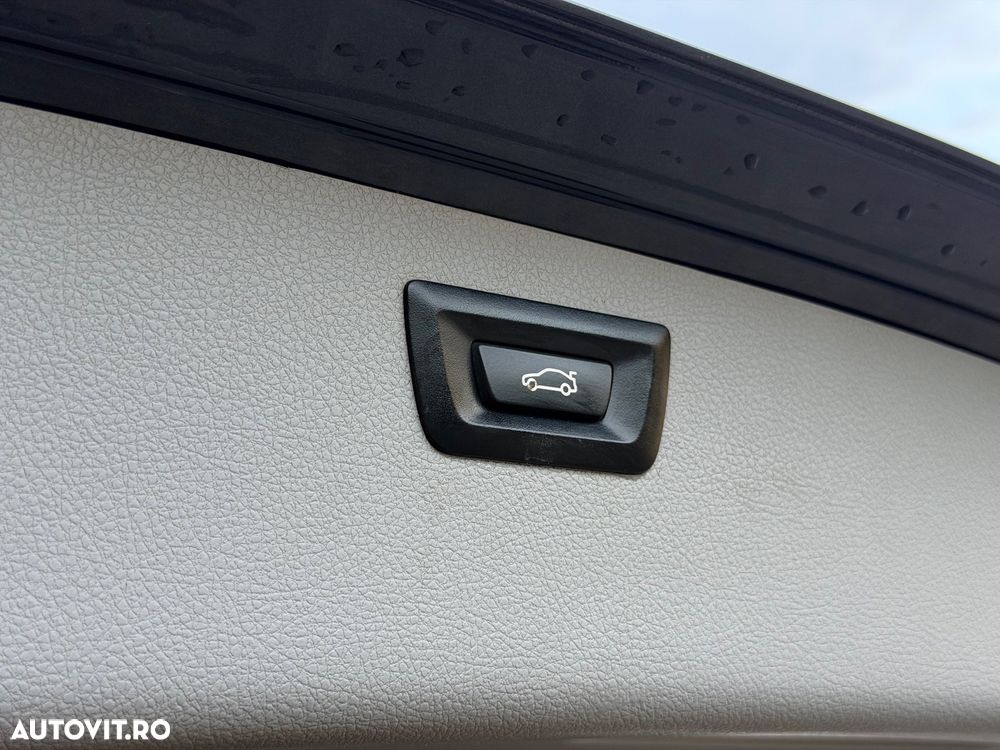 BMW Seria 3 - 34