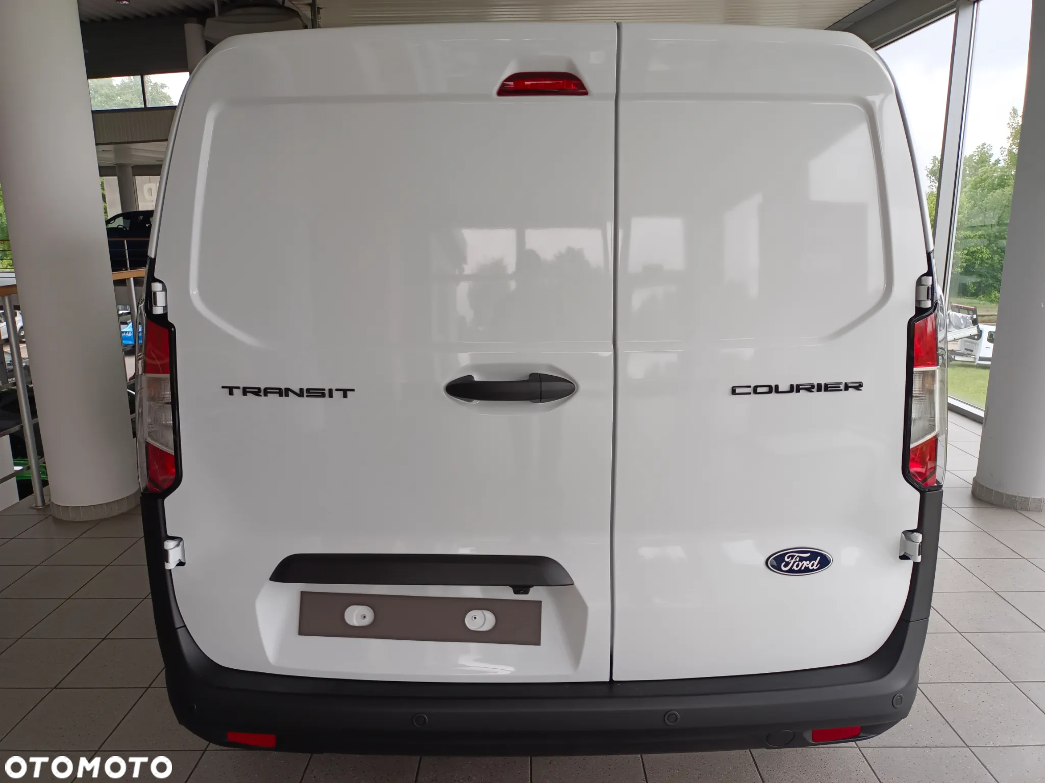 Ford Transit Courier - 5