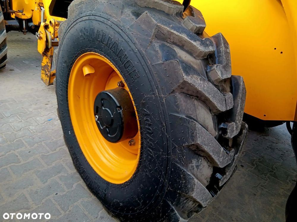 JCB 540-140 - 11