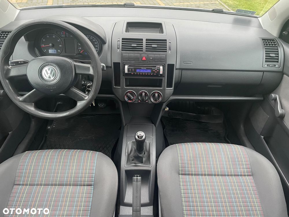 Volkswagen Polo 1.2 Comfortline - 12