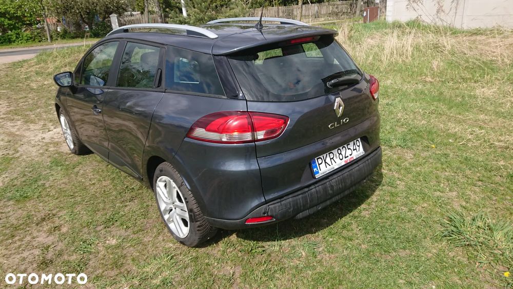 Renault Clio - 9