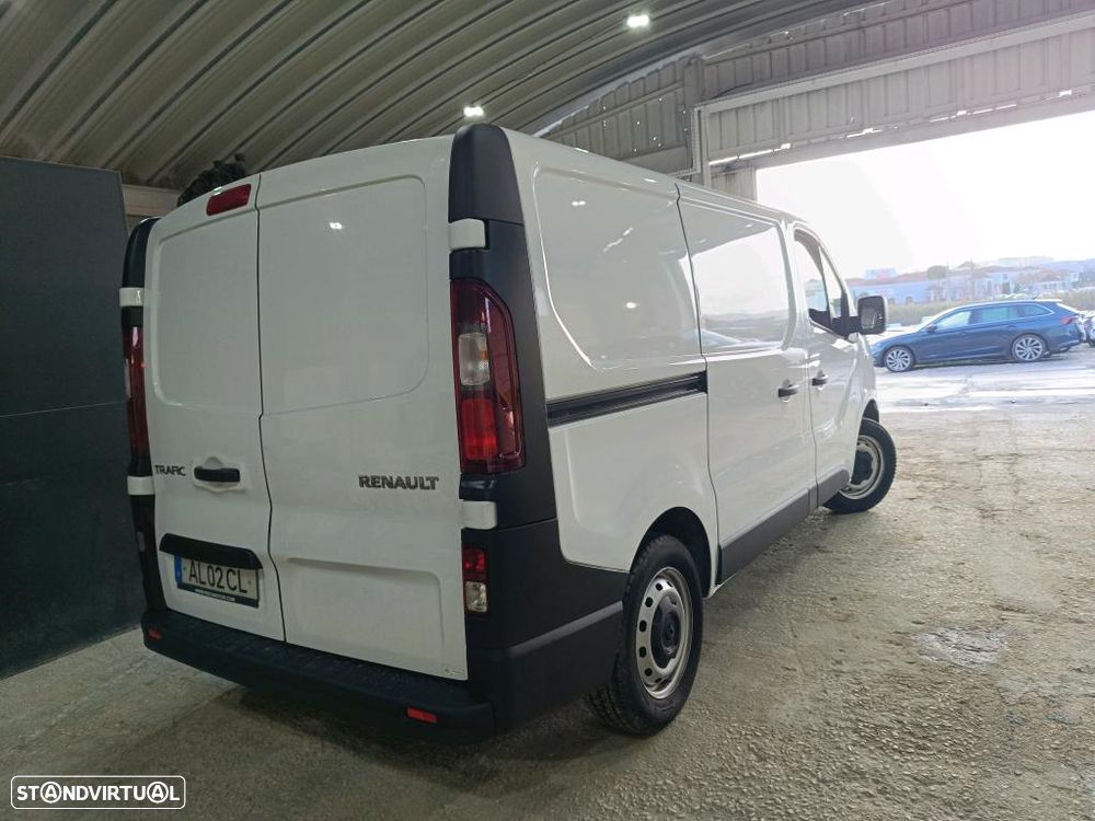 Renault trafic - 3