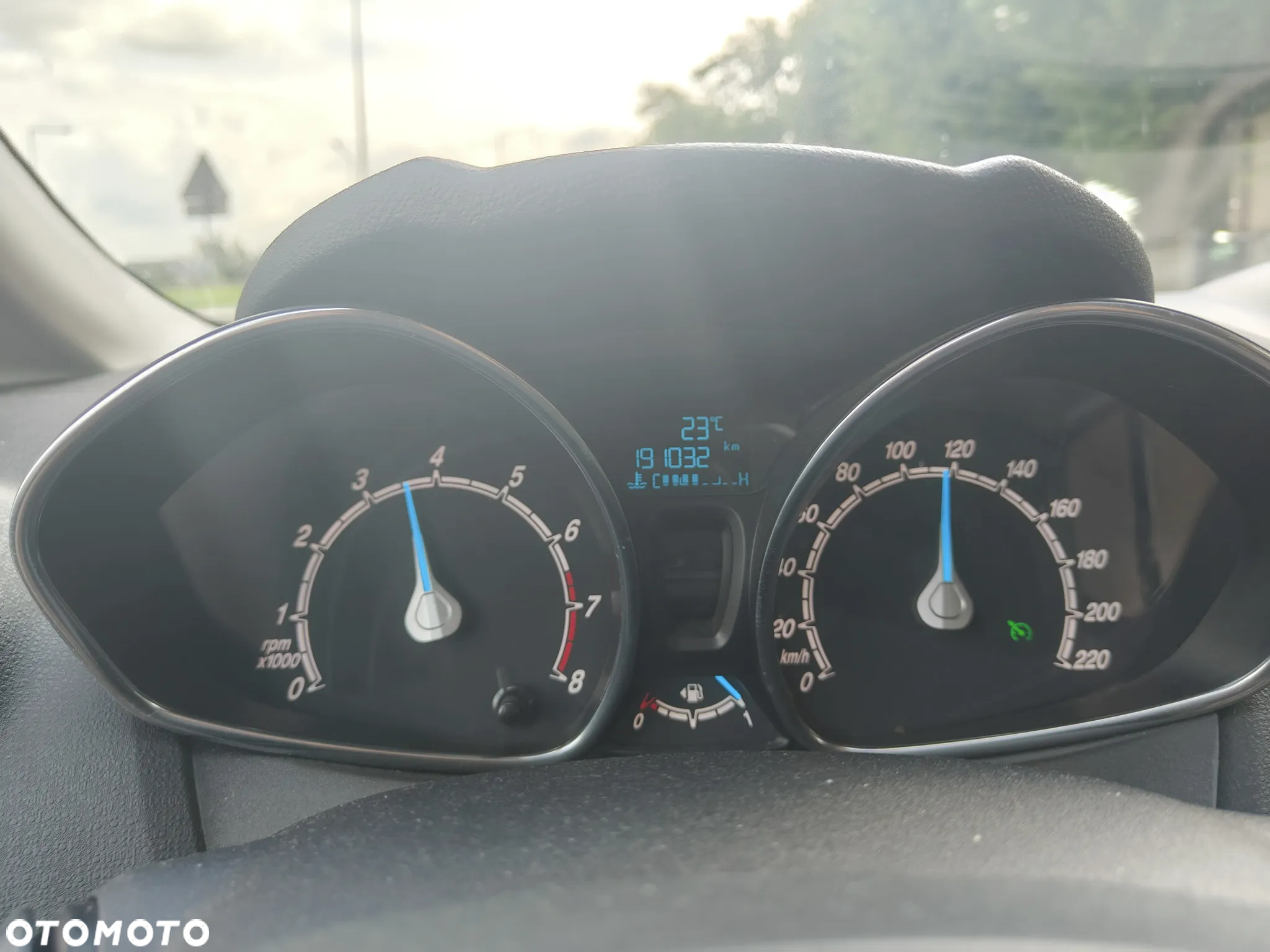 Ford Fiesta 1.0 Start-Stop SYNC Edition - 29