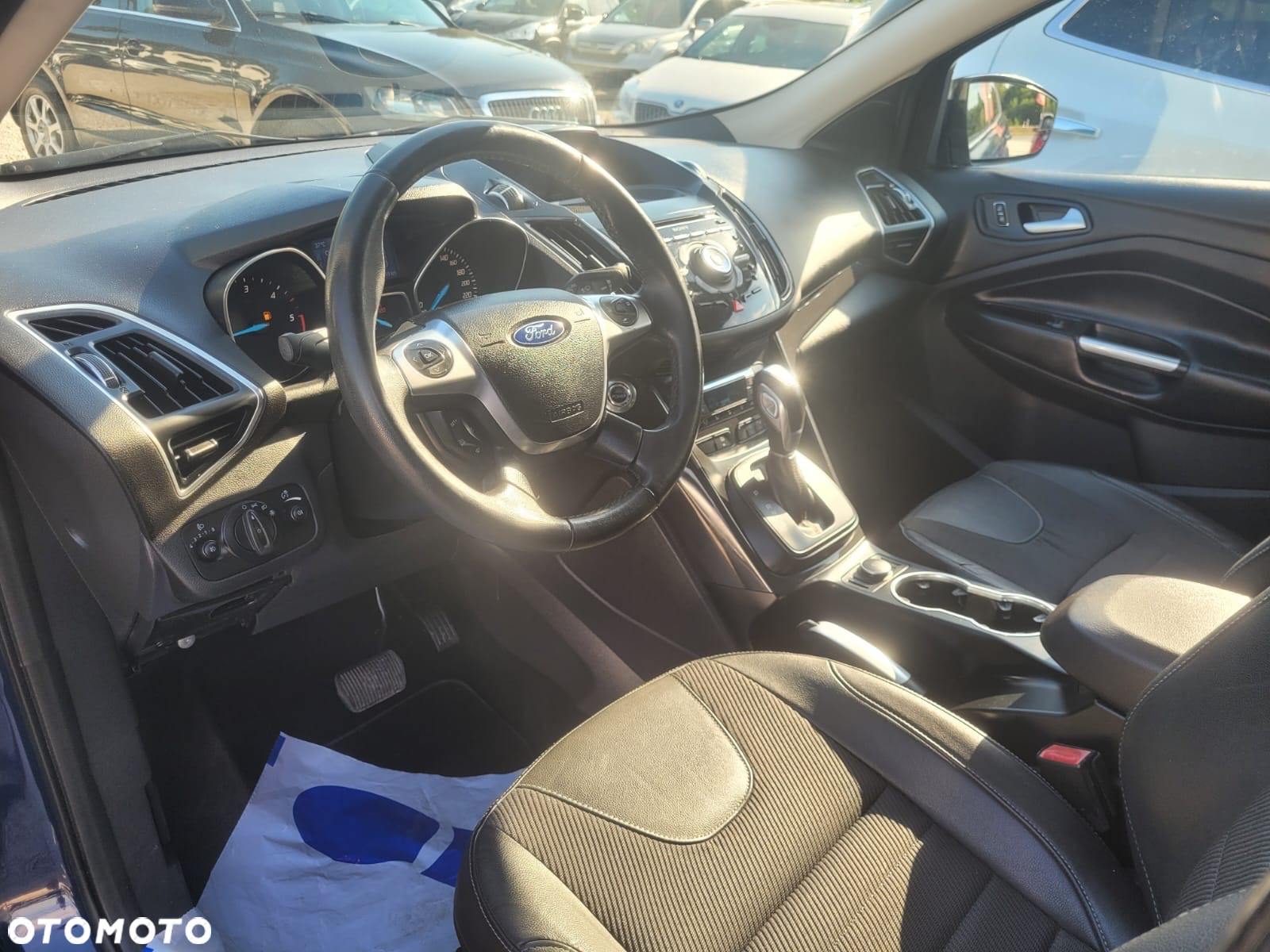 Ford Kuga - 23