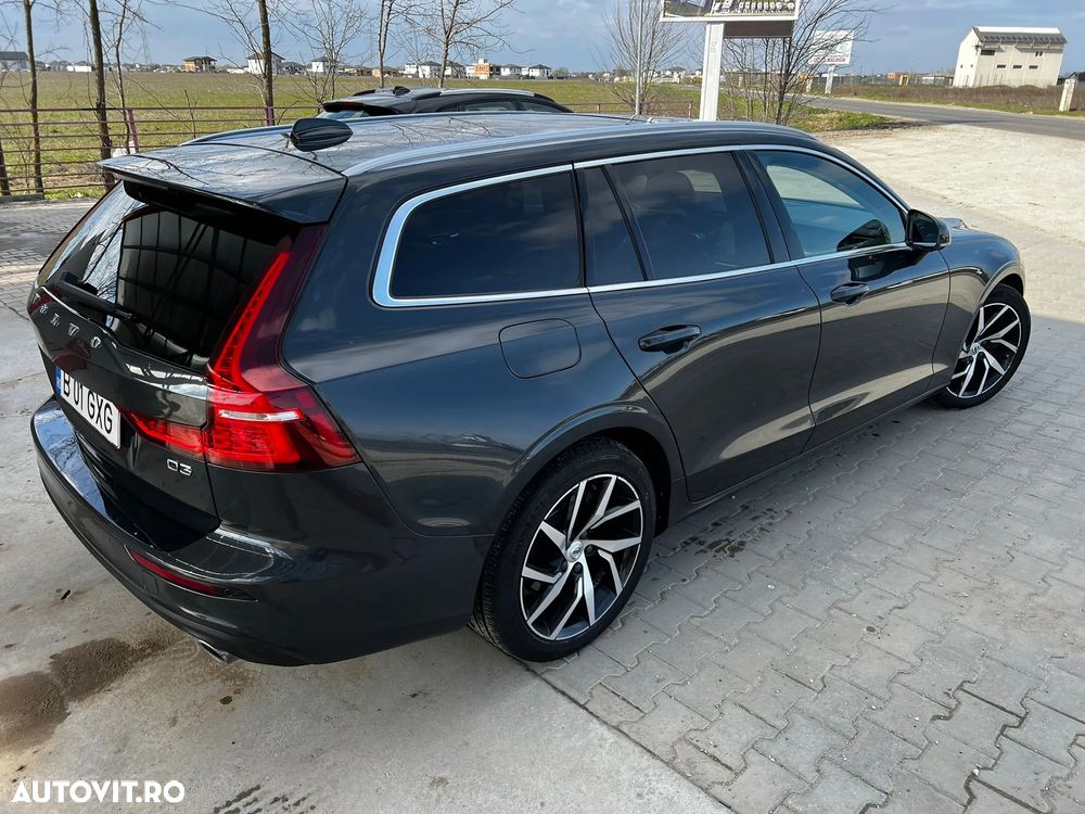 Volvo V60 D3 Geartronic Momentum Pro - 3