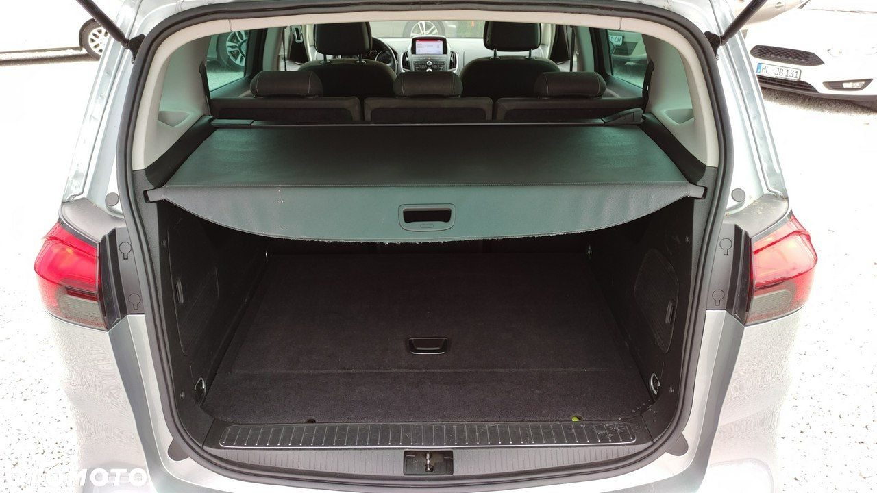 Opel Zafira - 22