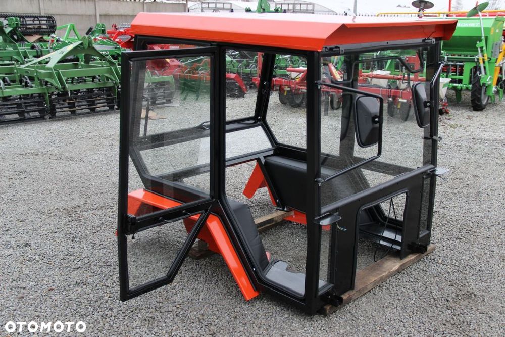 Kabina ciągnikowa do ciągnika T-25 kabiny z błotnikami - 5