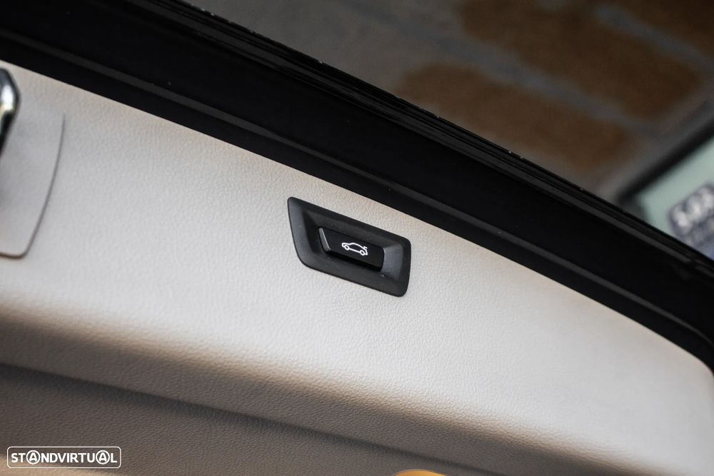 BMW 318 d Auto Line Modern - 26