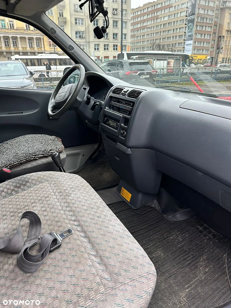 Toyota Hiace D4-D - 6