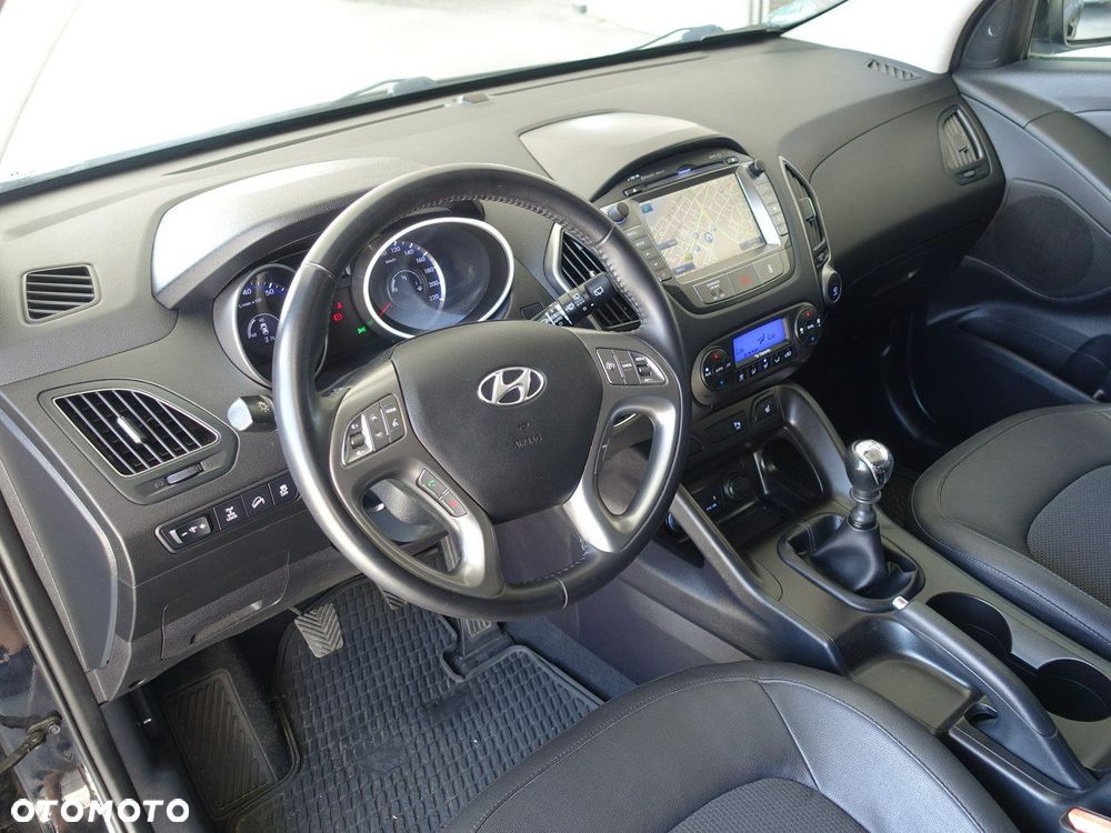Hyundai ix35 - 12