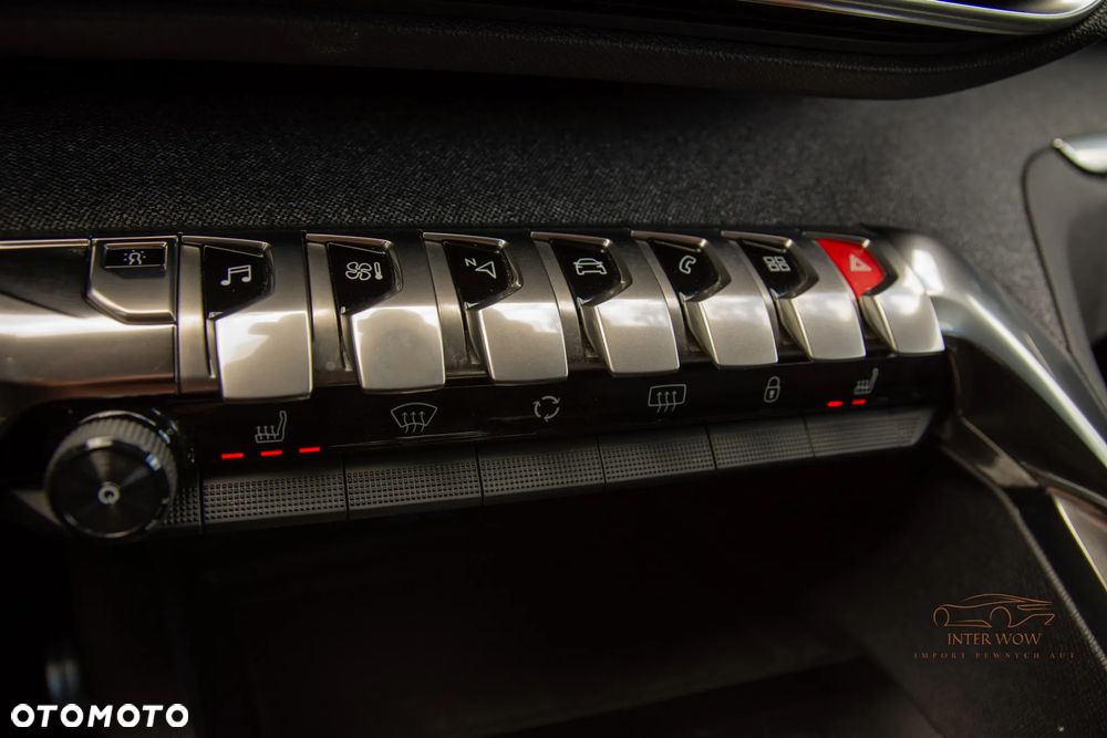 Peugeot 3008 1.6 PureTech GPF GT Line S&S EAT8 - 19