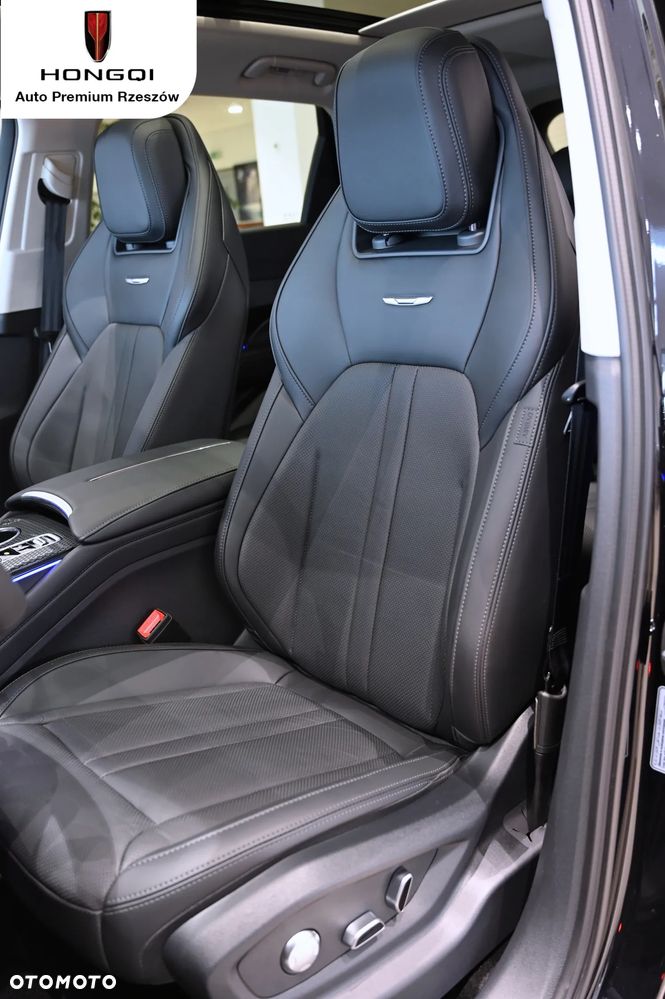 Hongqi HS3 - 16