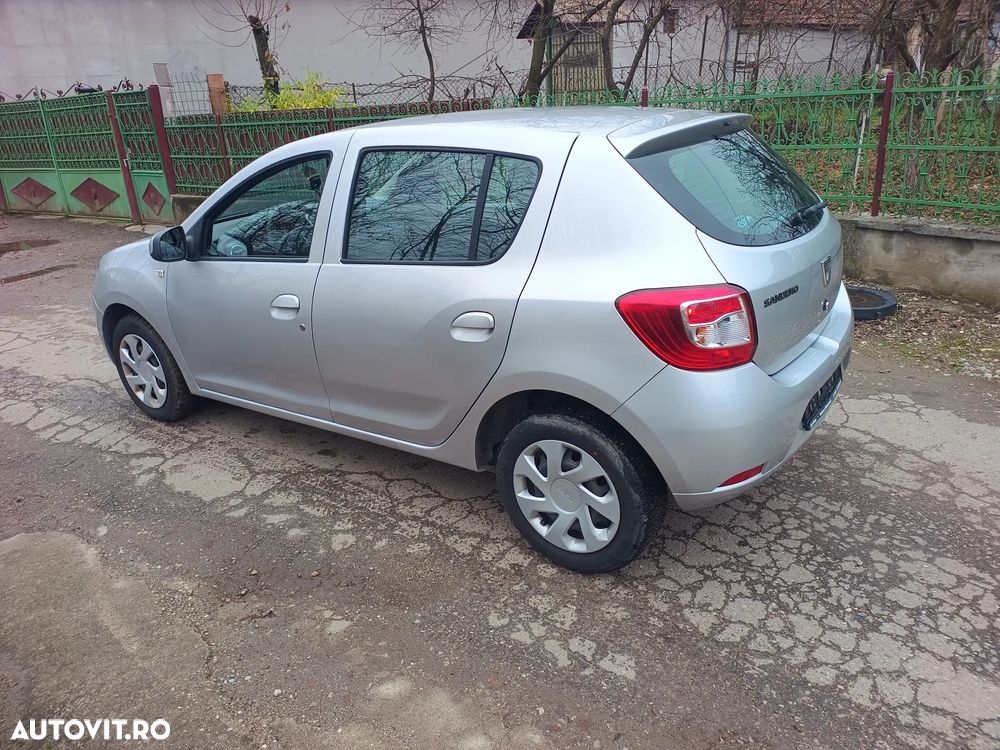 Dacia Sandero 1.2 16V - 4