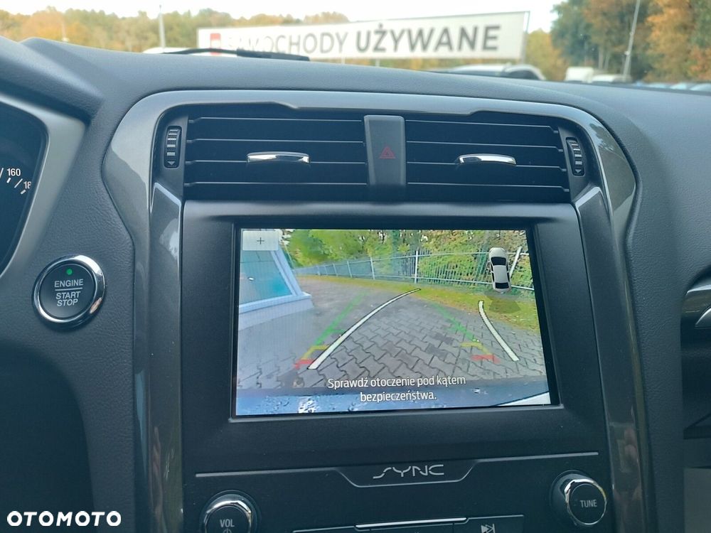 Ford Mondeo 2.0 EcoBlue Titanium - 26