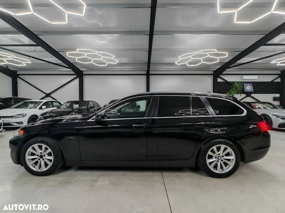 BMW Seria 5 525d xDrive Touring Sport-Aut. - 26