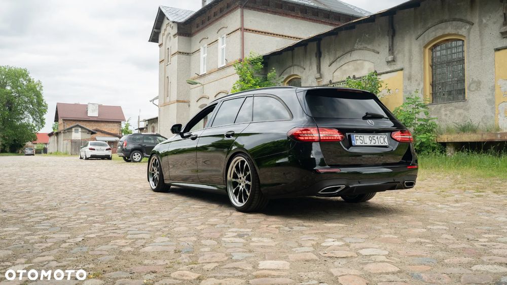 Mercedes-Benz Klasa E 300 9G-TRONIC AMG Line - 7